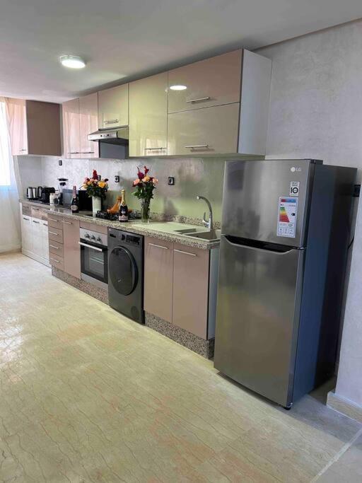 Appartement Haut Standing 3 Chambres Avec Terasse Quartier Gueliz Hivernage A Marrakech I19 Marrakesh Exterior photo